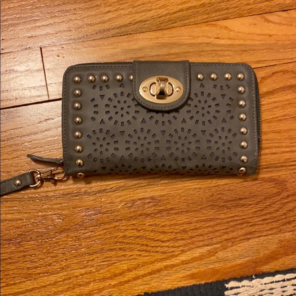 Wristlet and wallet combo